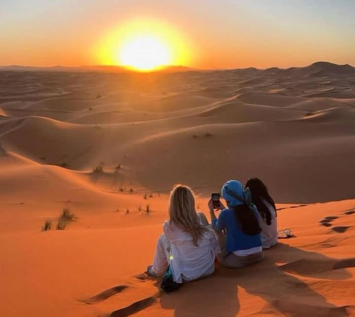 Bivouac Camel Trips Merzouga Exterior foto